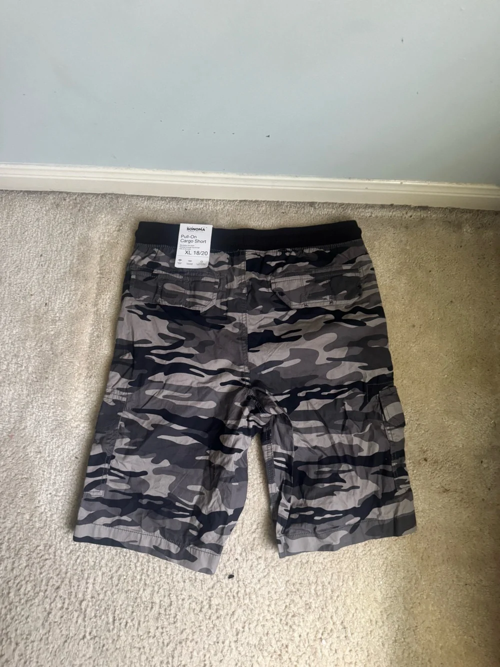 Sonoma gray black